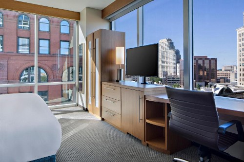 Hyatt Place Grand Rapids - image 18