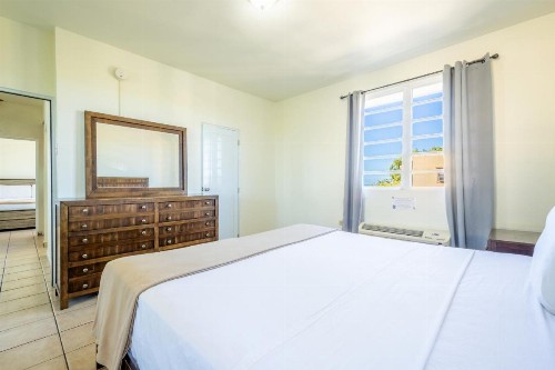 Vistas De La Bahia - image 49