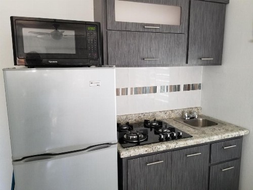 Luichy's Guest House - image 25