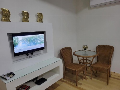 Luichy's Guest House - image 31