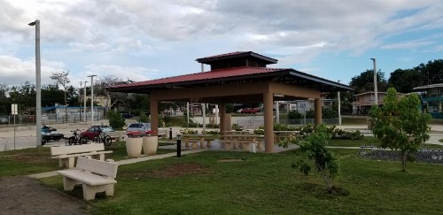 Luichy's Guest House - image 46