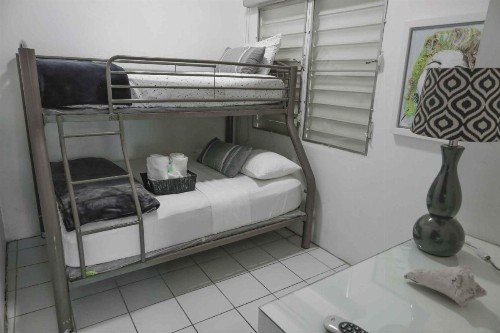 Luichy's Guest House - image 6