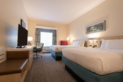 Hilton Garden Inn Calabasas - image 11