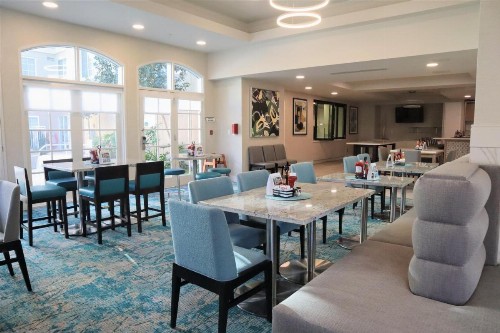 Hilton Garden Inn Calabasas - image 16