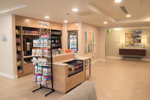 Hilton Garden Inn Calabasas - image 17