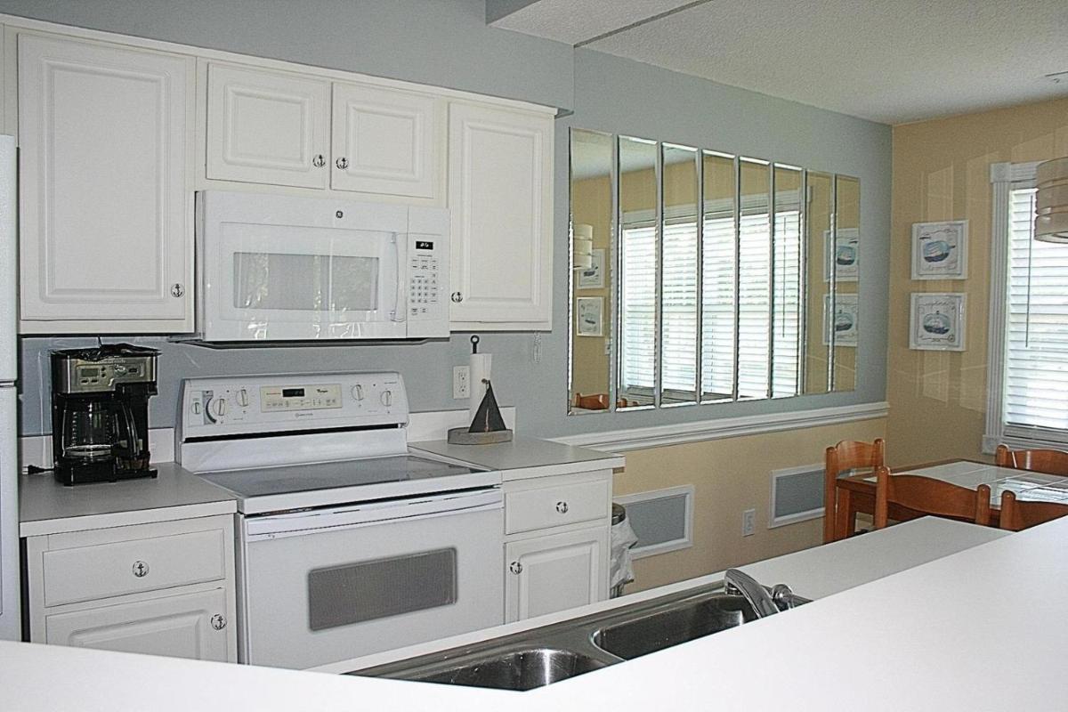 1107M condo - image 5