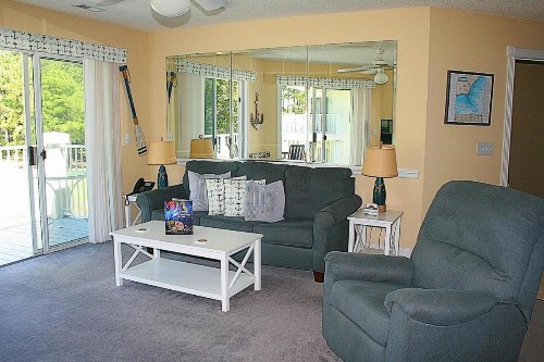 1107 villa - image 1