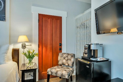 Craftsman Inn - image 29