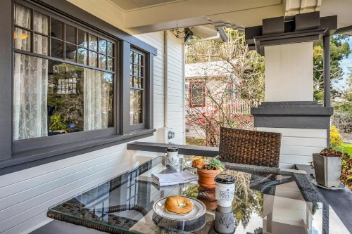 Craftsman Inn - image 4