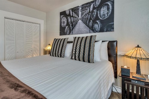 Craftsman Inn - image 47