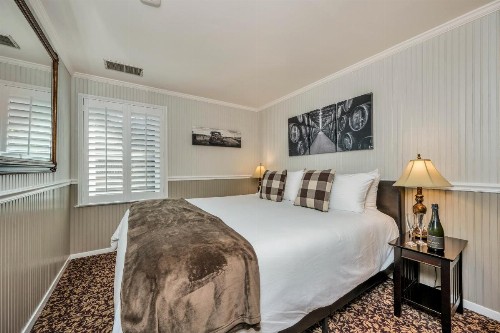 Calistoga Wine Way Inn - image 37