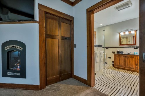 Calistoga Wine Way Inn - image 47