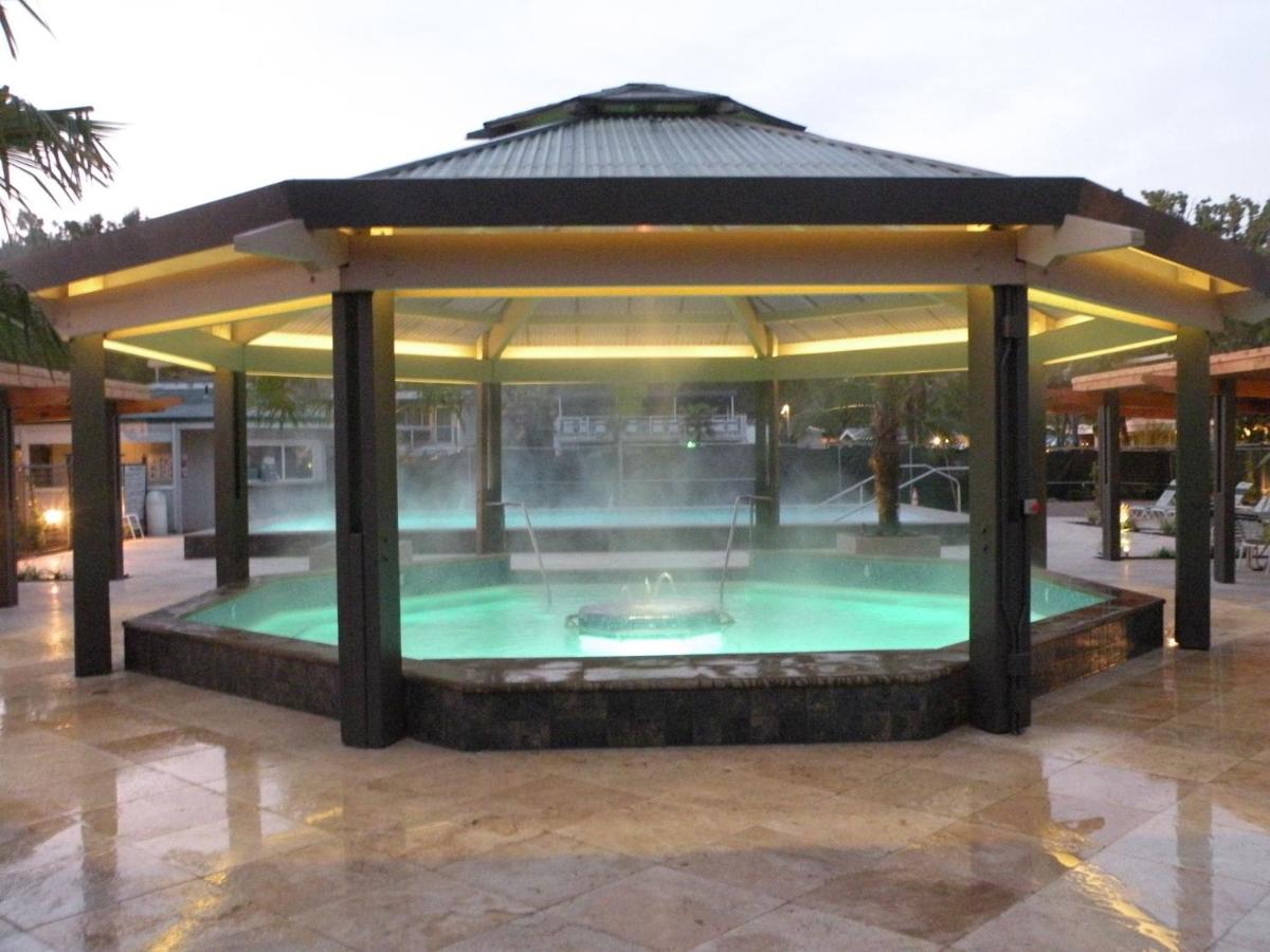 Calistoga Spa Hot Springs - image 5