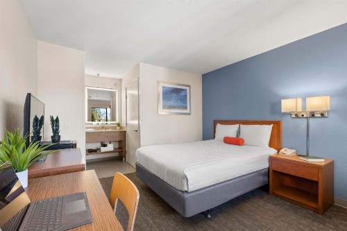 Good Nite Inn Camarillo - image 11