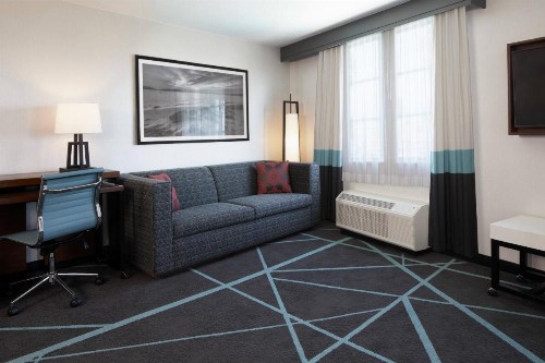 Fairfield Inn & Suites By Marriott Camarillo - image 15