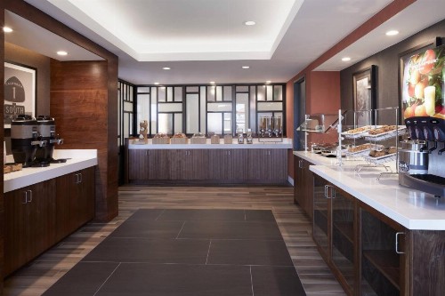 Fairfield Inn & Suites By Marriott Camarillo - image 25