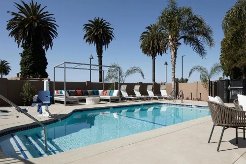 Fairfield Inn & Suites By Marriott Camarillo - image 30