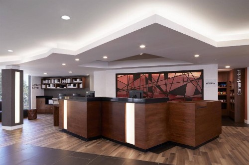 Fairfield Inn & Suites By Marriott Camarillo - image 5