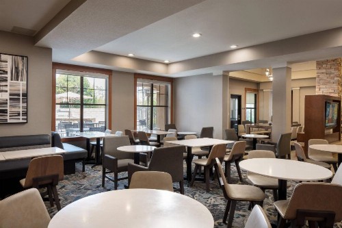 Residence Inn by Marriott Camarillo - image 24
