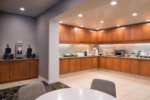 Residence Inn by Marriott Camarillo - image 25