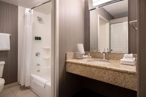 Sonesta Select Camarillo Thousand Oaks - image 36