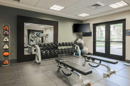 Hampton Inn & Suites Camarillo - image 15