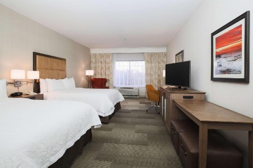 Hampton Inn & Suites Camarillo - image 37
