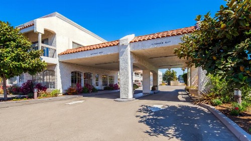 SureStay Hotel by Best Western Camarillo - image 5