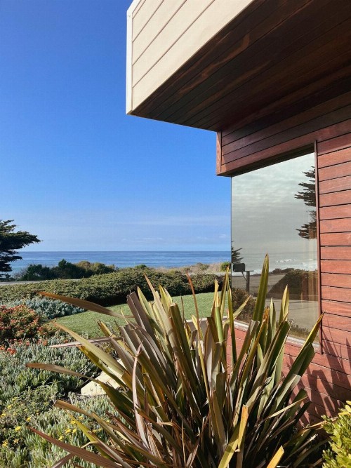 Cambria Landing Inn and Suites - image 12