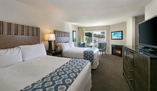 Cambria Landing Inn and Suites - image 32