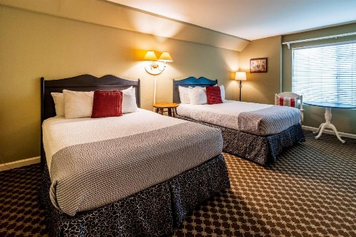 Cambria Pines Lodge - image 4
