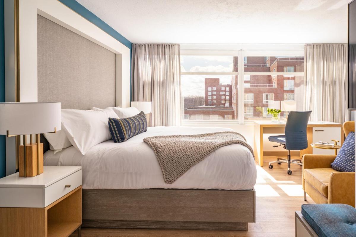 Harvard Square Hotel - image 2