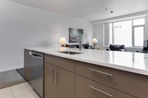 Global Luxury Suites at Kendall East - image 10