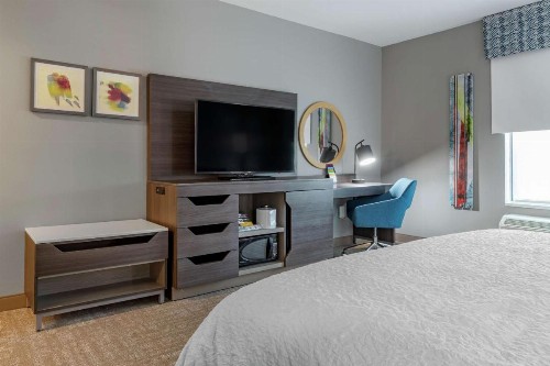 Hampton Inn Camden SC - image 27