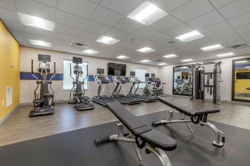 Hampton Inn Camden SC - image 31