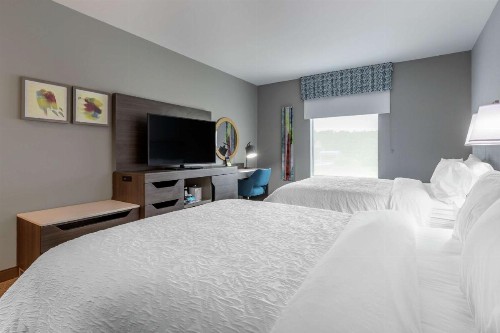 Hampton Inn Camden SC - image 42
