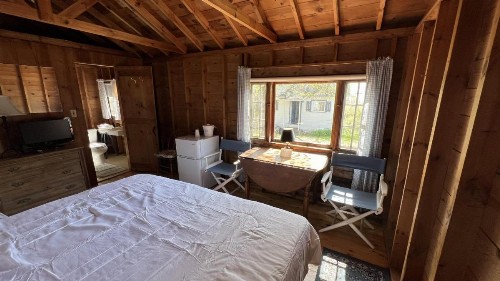High Tide Inn on the Ocean Motel and Cottages - image 44