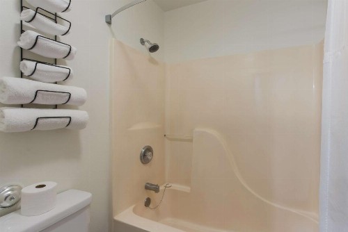 Copper Canyon Inn - image 2