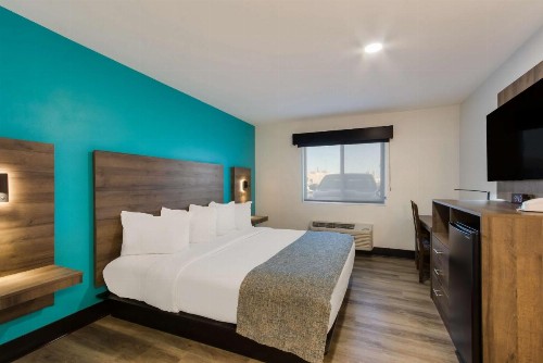Copper Canyon Inn - image 4