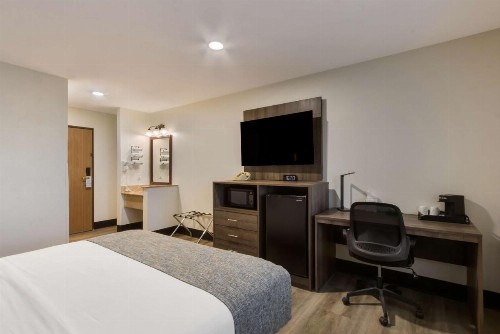 Copper Canyon Inn - image 8