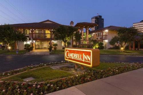 Campbell Inn Hotel - image 10