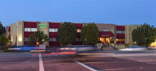 Carlyle Hotel - image 1