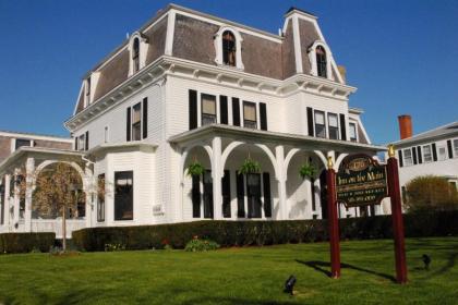 1840 Inn on the Main Bed and Breakfast - image 2