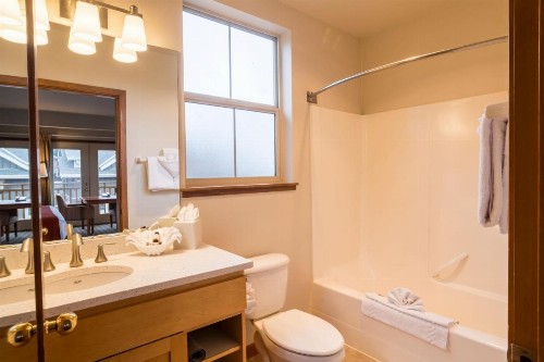 Inn at Cannon Beach - image 12