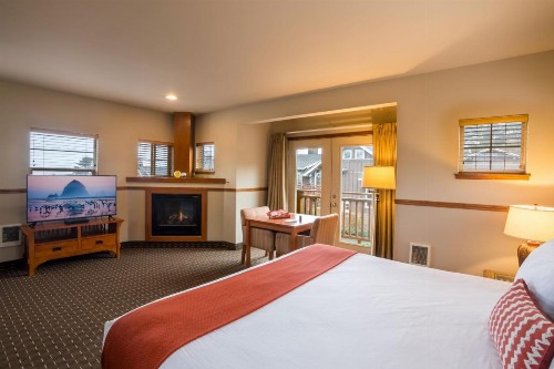 Inn at Cannon Beach - image 18
