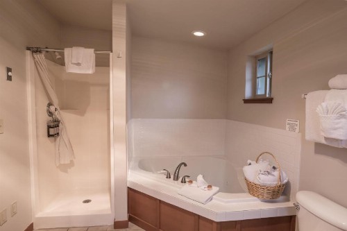 Inn at Cannon Beach - image 41