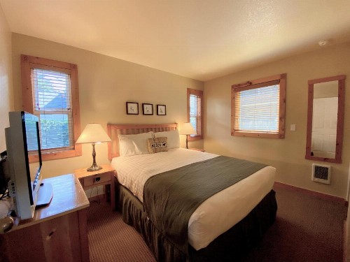 Lighthouse Inn - image 46