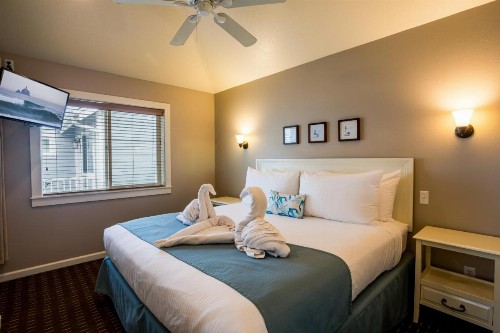 Lighthouse Inn - image 6