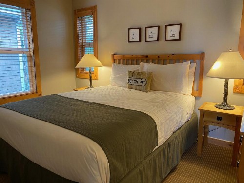 Lighthouse Inn - image 8