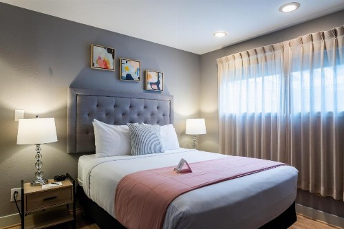 Inn at Haystack Rock - image 35